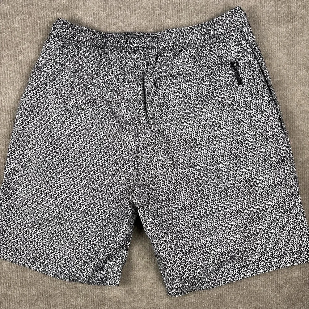 Quicksilver Waterman Collection Shorts Medium‎ Black White Geometric Swim Board